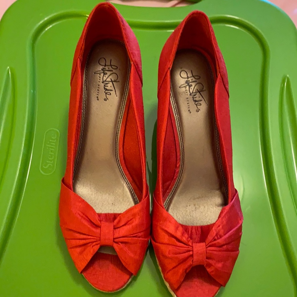 Deep Coral peep-toe wedge shoes